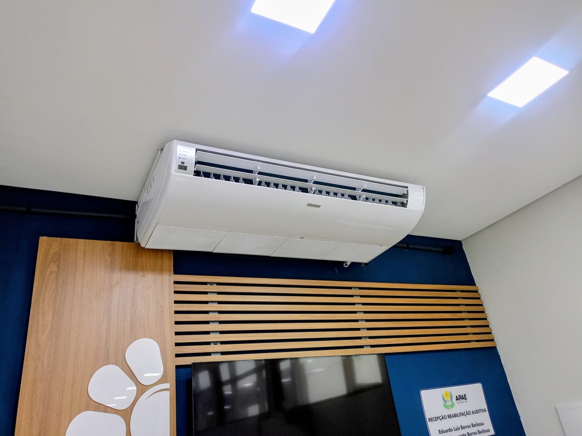 Serviço em equipamento comercial